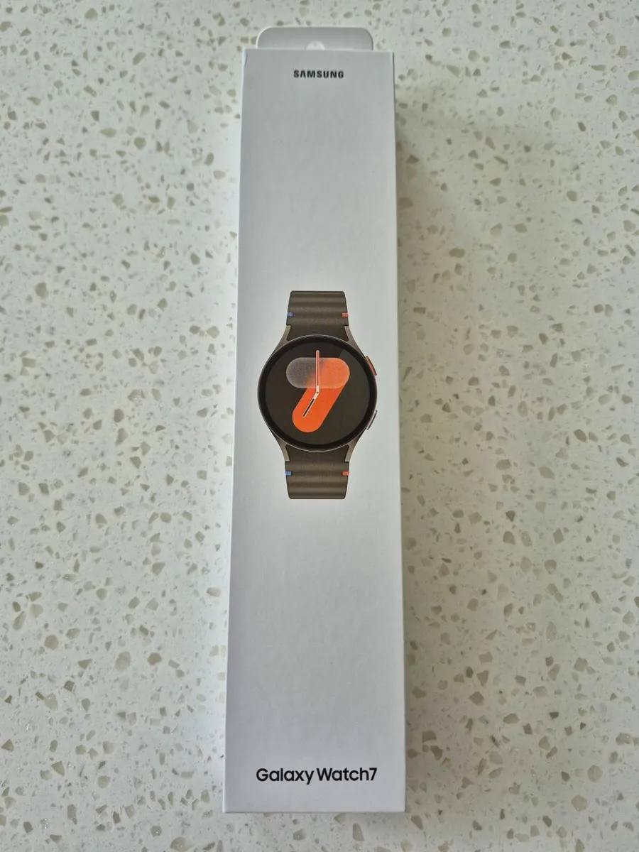Samsung Galaxy Watch 7 40mm BT Green - Image 1
