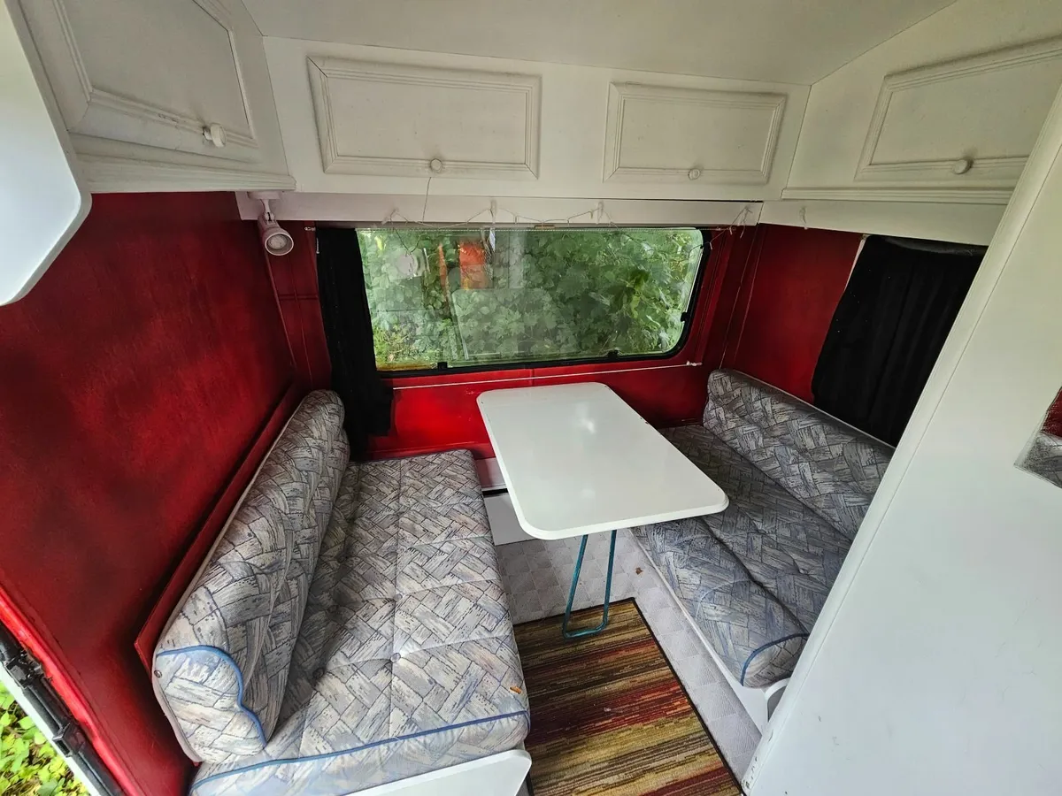 Caravan - Image 1
