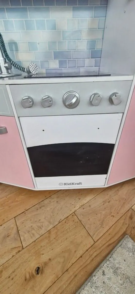 Play kitchen - Image 2
