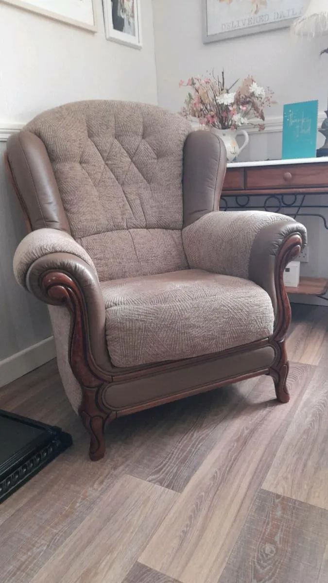 Arm Chair. - Image 1