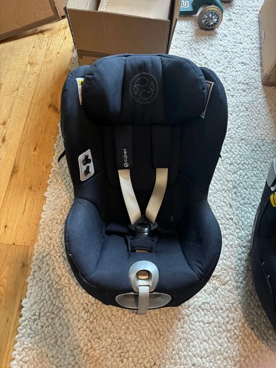 Cybex Sirona Z isize x 2 - Image 4