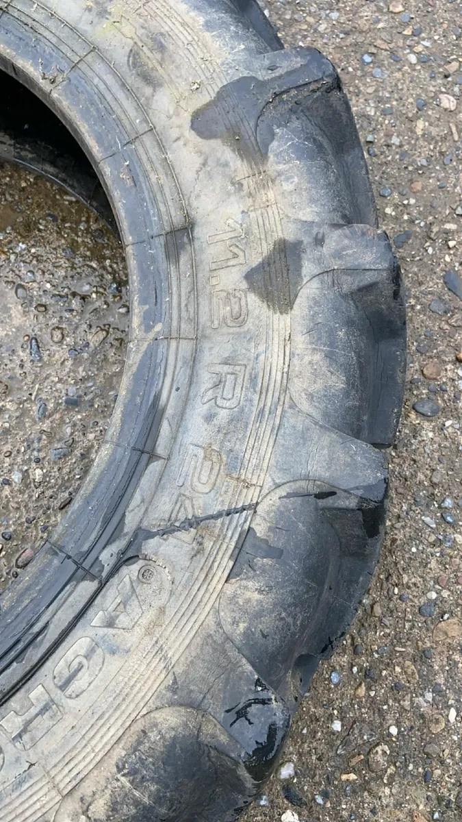 Tractor tyres 11.2R24 - Image 1