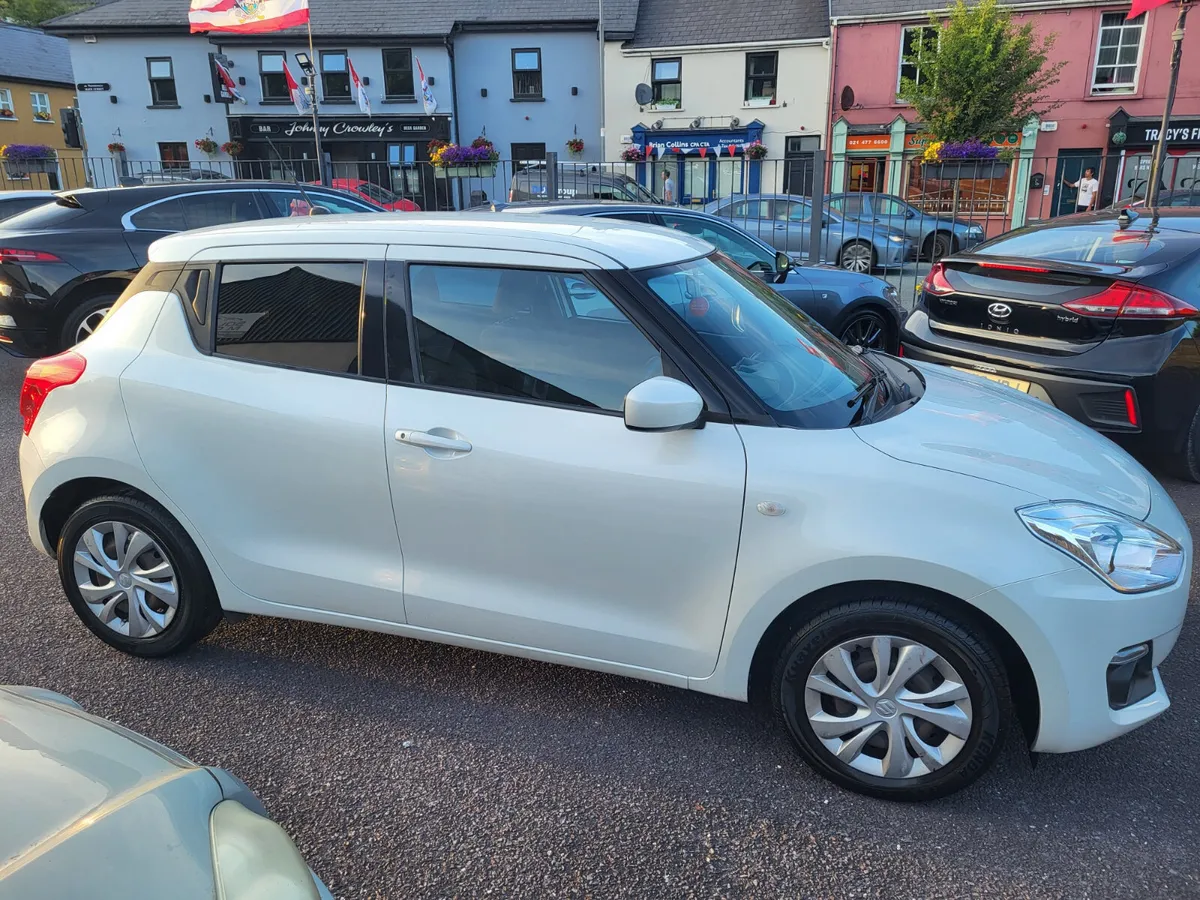 Suzuki Swift 1.2 SZ3 DUALJET 91PS 5DR, Great Value - Image 4