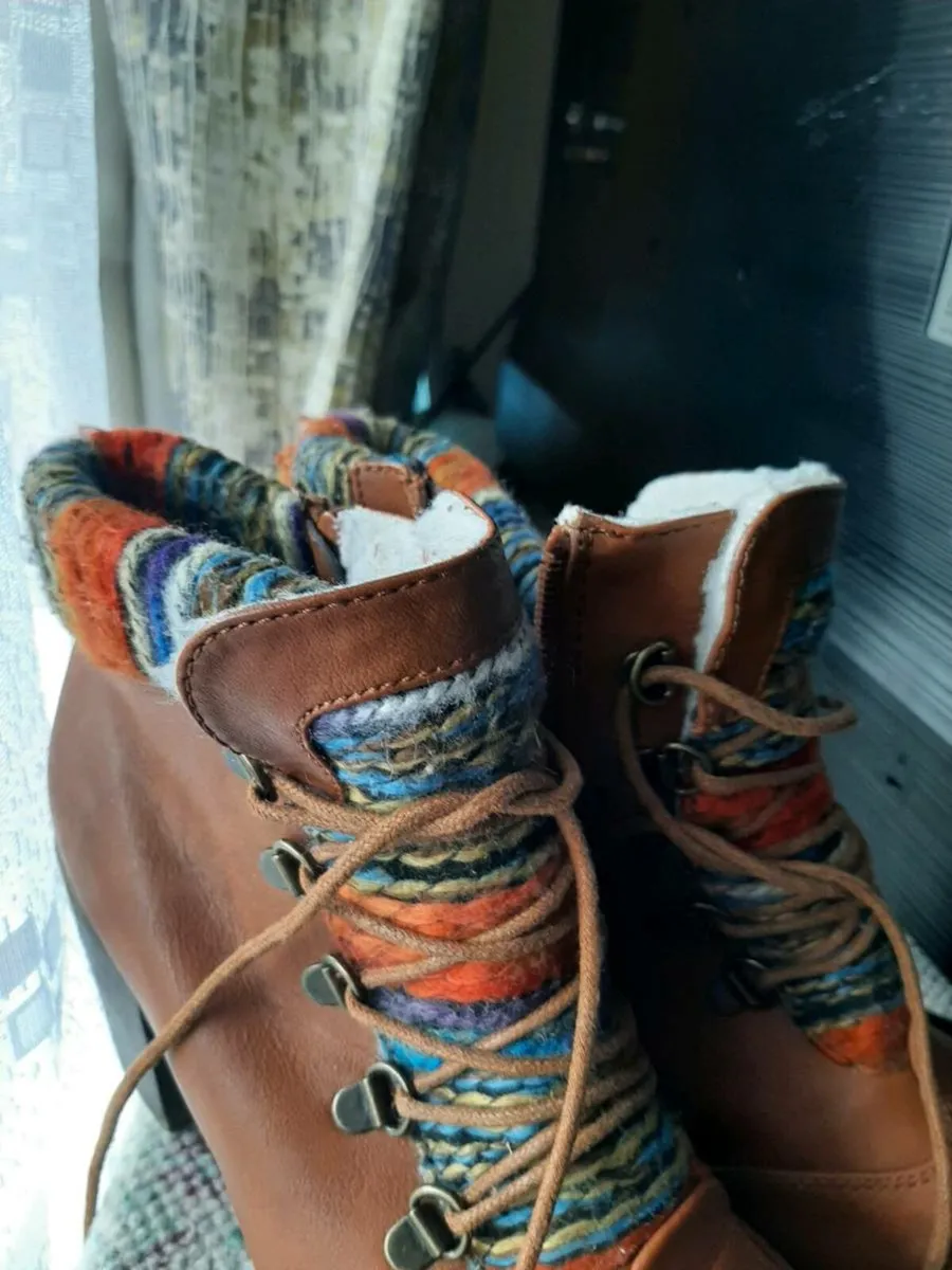 Shoes - Image 4
