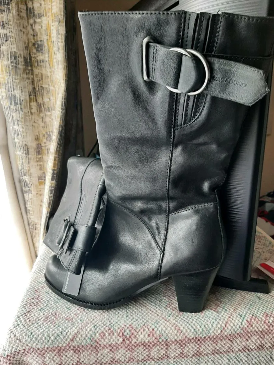 Boots - Image 2