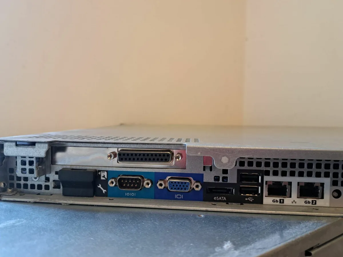 Dell PowerEdge R210 II Server - Image 2