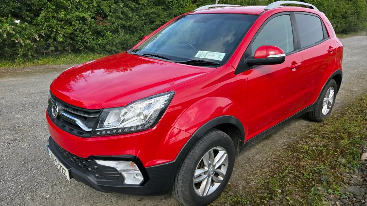 Ssangyong Karando 2 Seater Commercial 2.2L FWD - Image 2