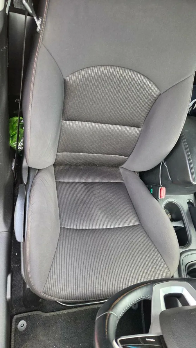 Ssangyong Karando 2 Seater Commercial 2.2L FWD - Image 4