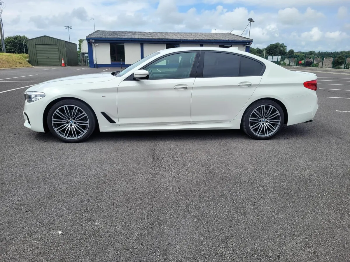 BMW 5-Series 2017 - Image 4