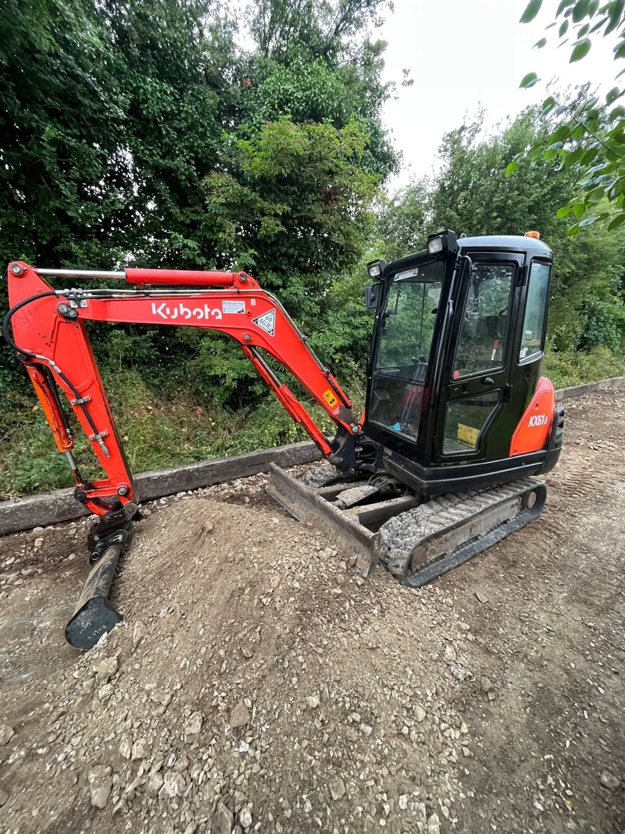 2012 Kubota kx61-3 digger - Image 1