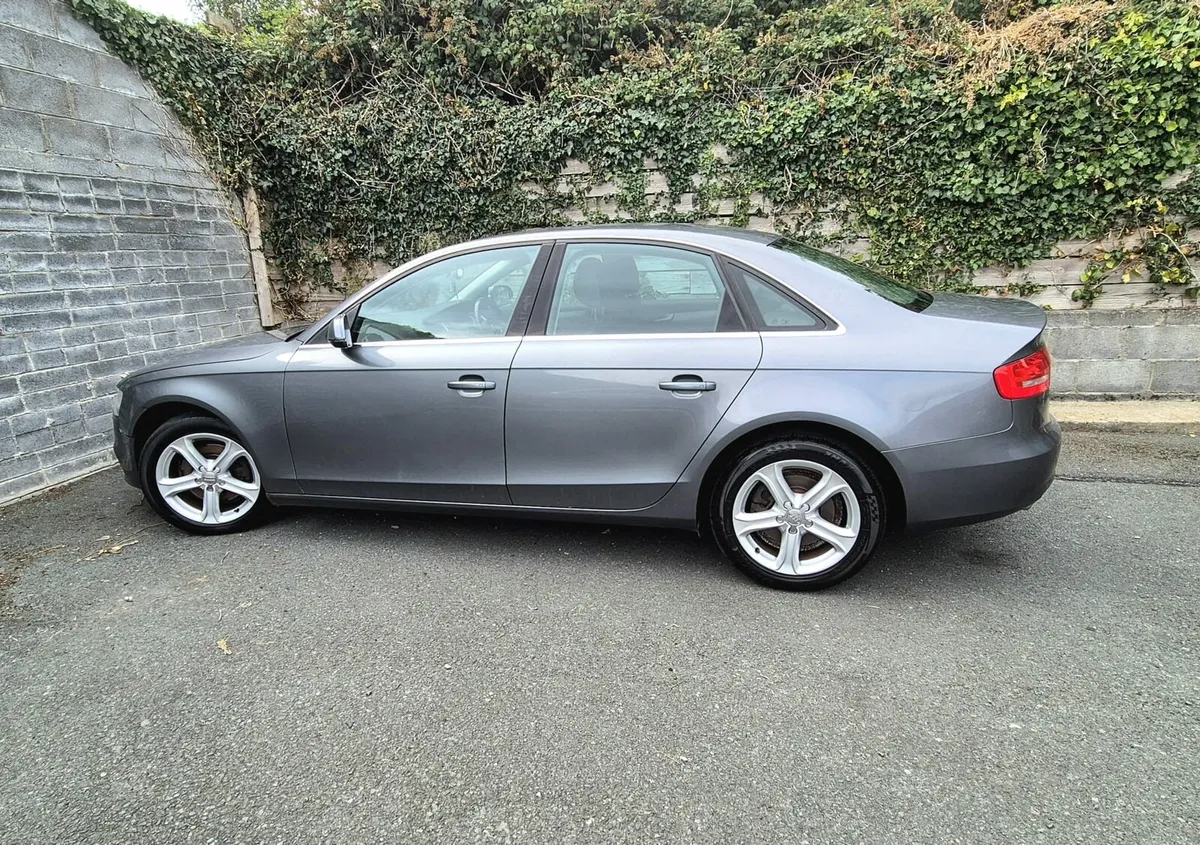 Audi A4 - Image 1