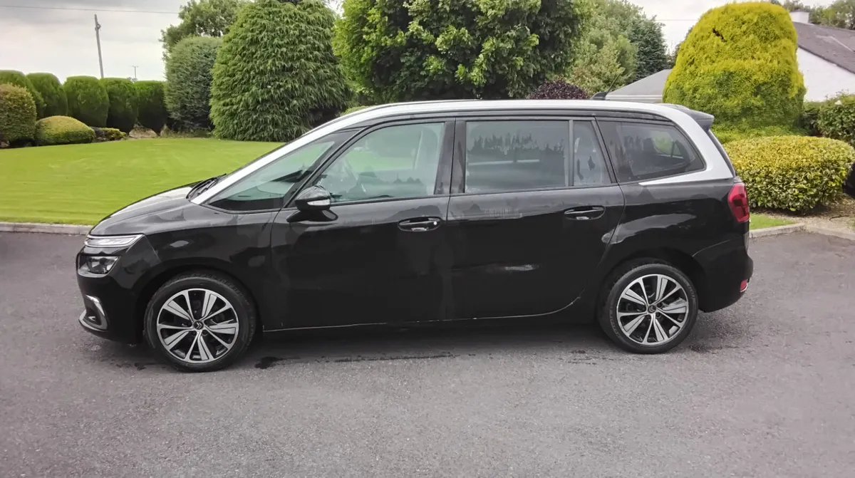 CITROËN C4 GRAND PICASSO 120BHP..LOW MILES - Image 2