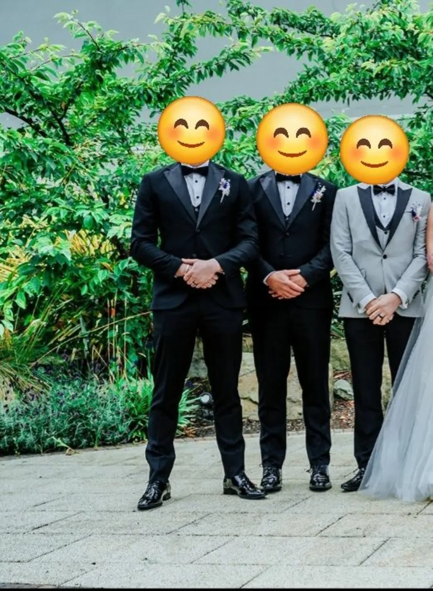 Mens suit - Image 1