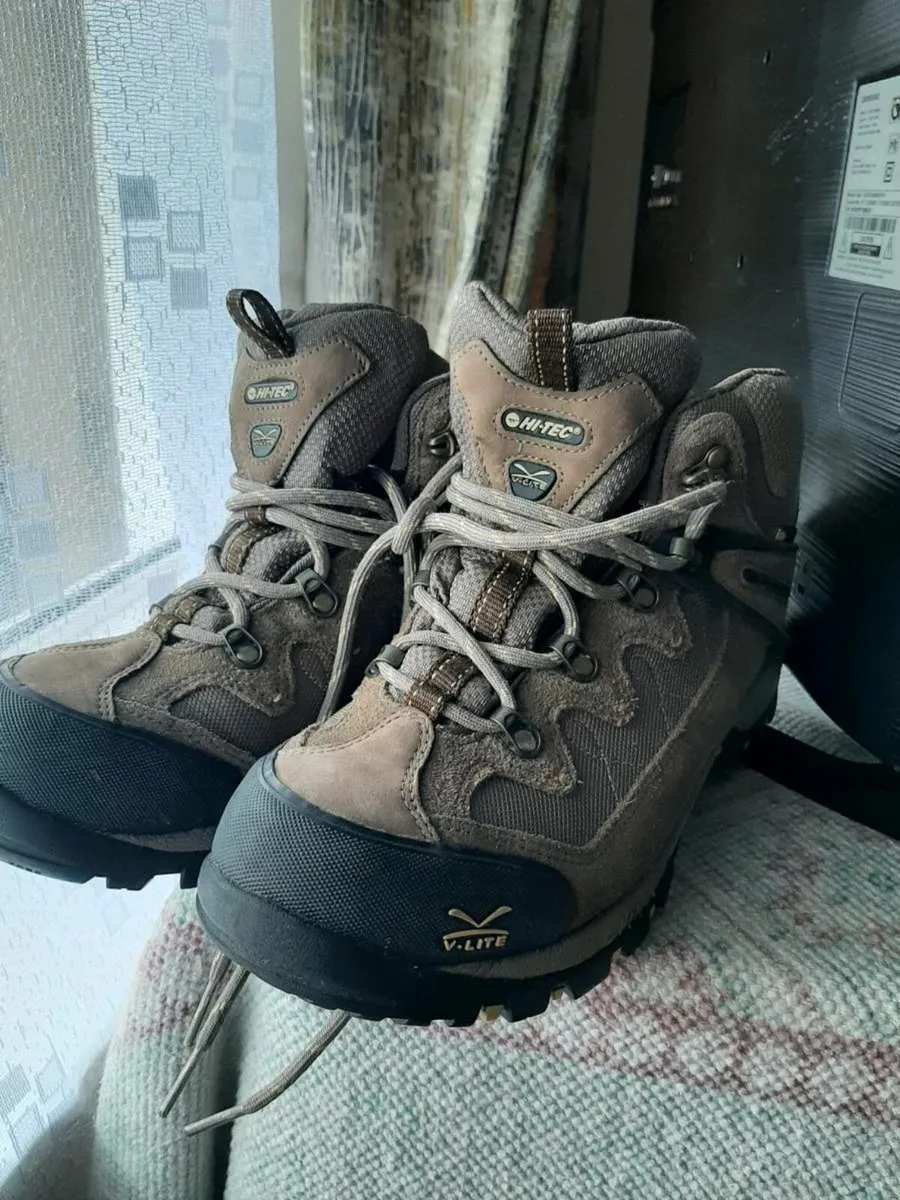 Shoes - Image 3