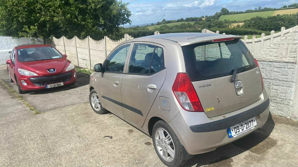 Hyundai i10 2009 - Image 2