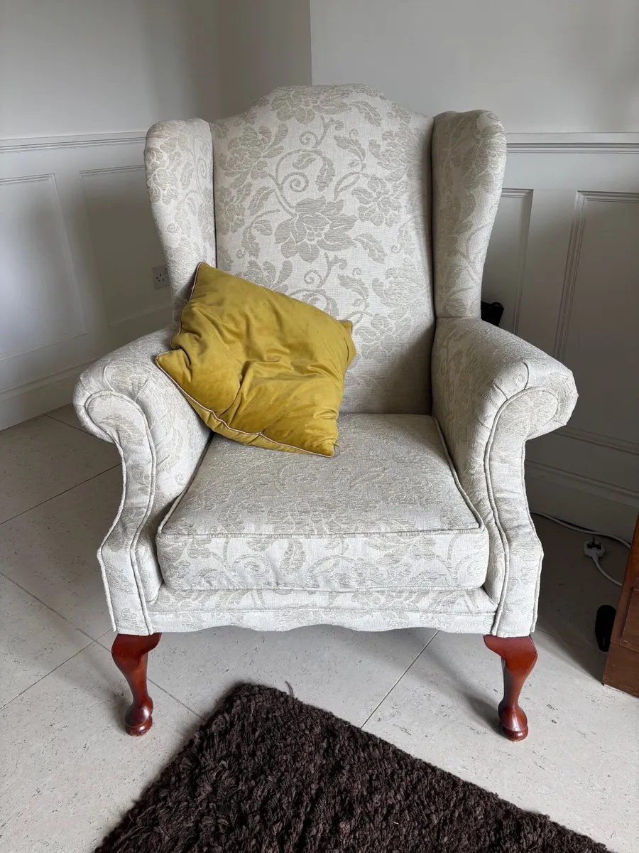 Wingback chair - Image 1