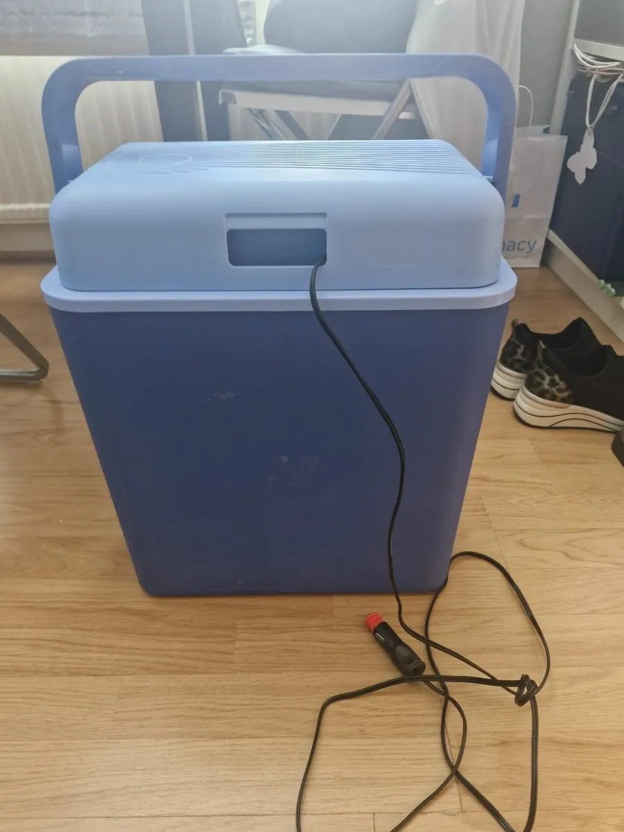 Electric car coolbox - Image 3