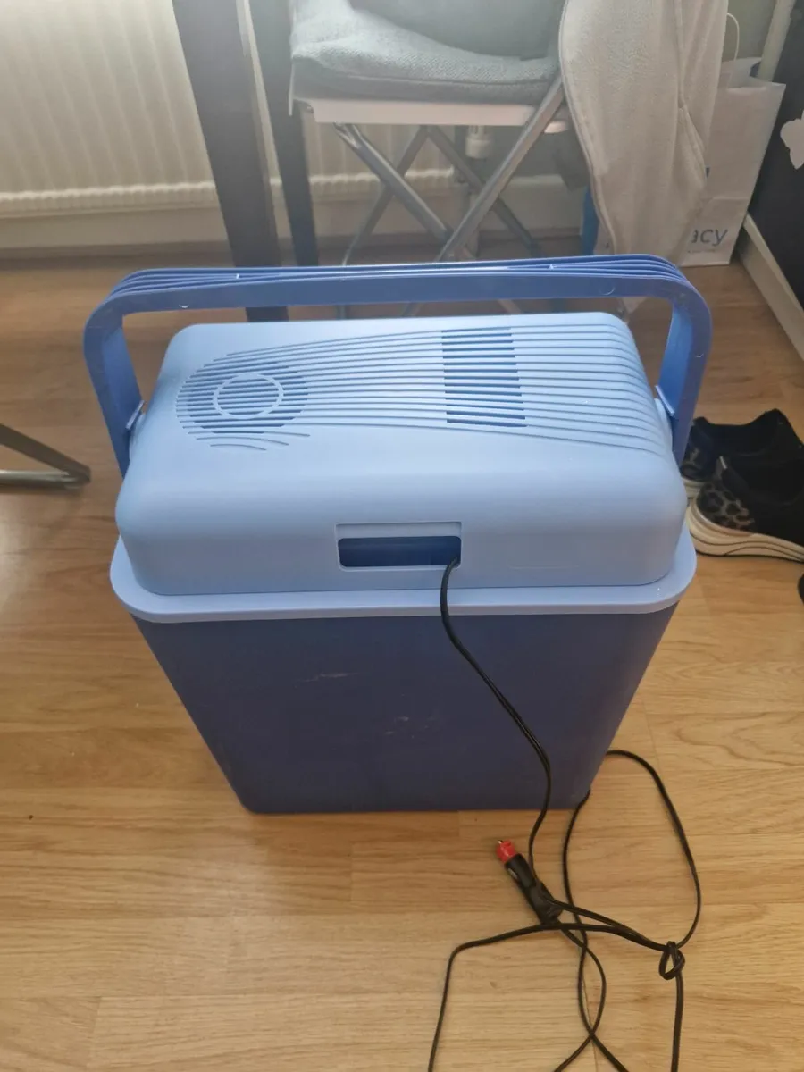 Electric car coolbox - Image 4