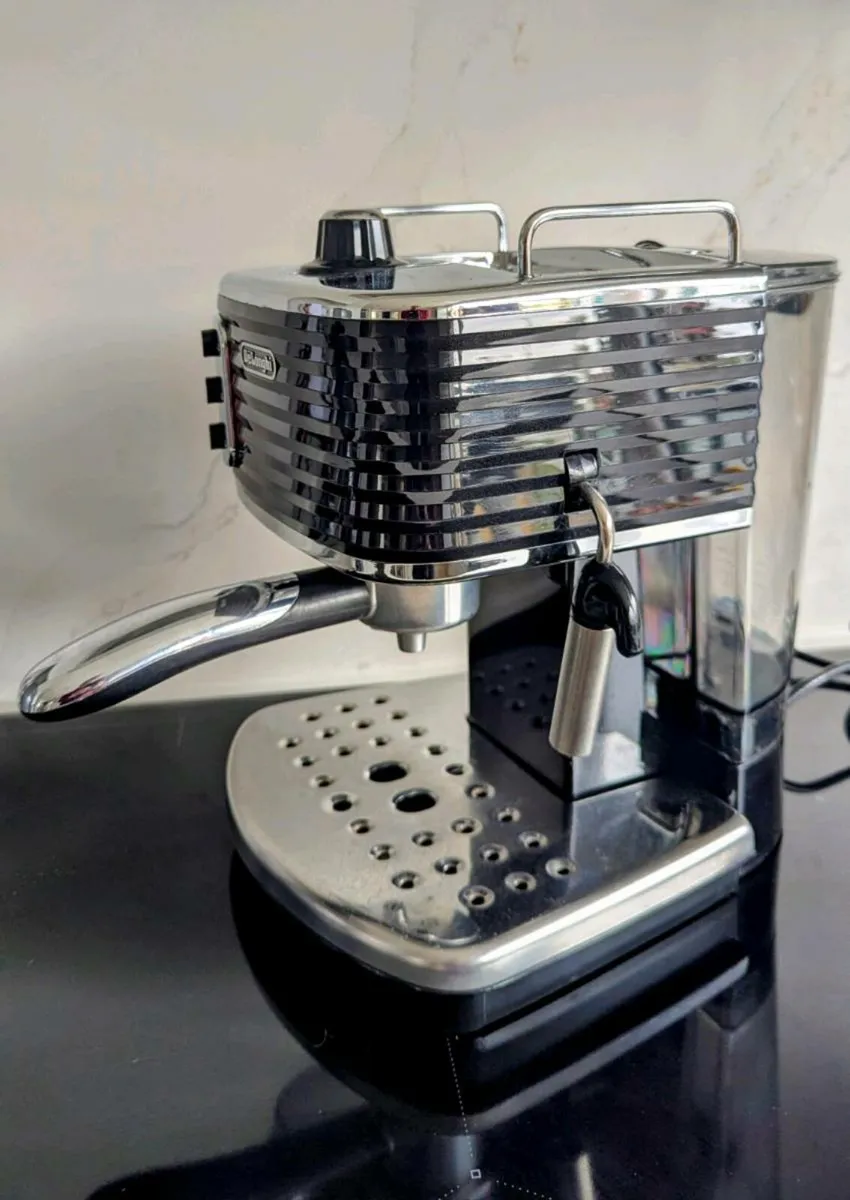 De'Longhi Scultura Traditional Barista Pump - Image 4
