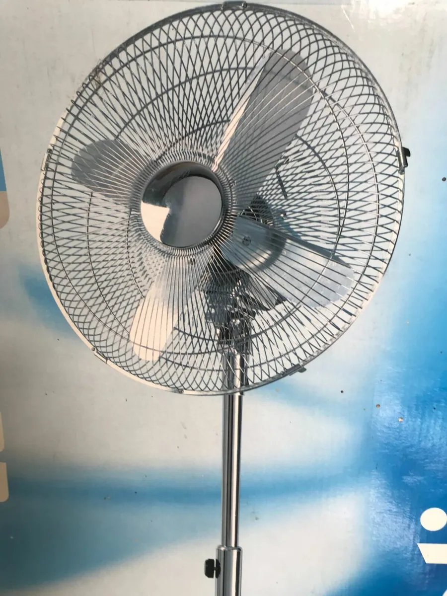 Pedestal Cooling Fan - Image 2