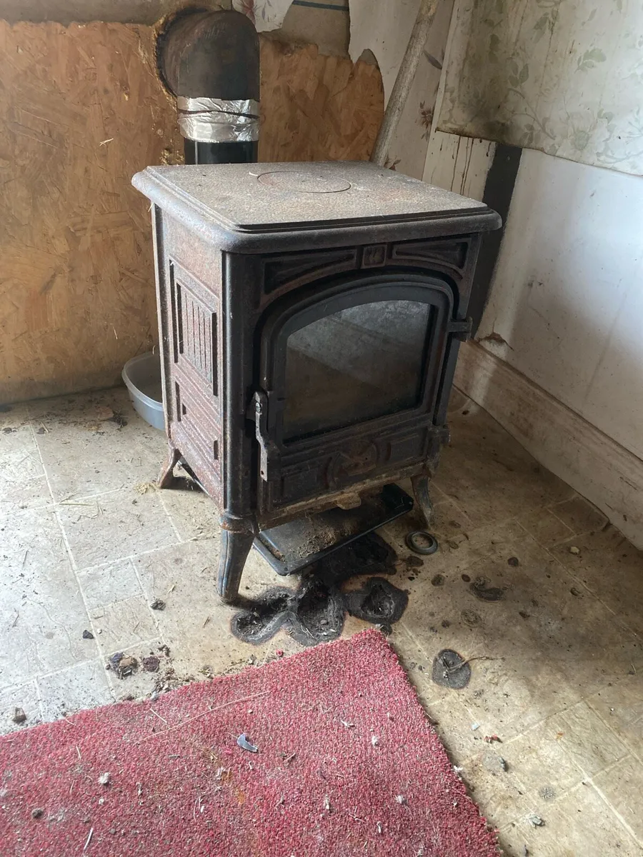 Stove - Image 2