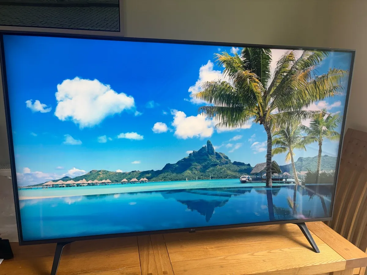 LG 50 Inch TV - Image 2