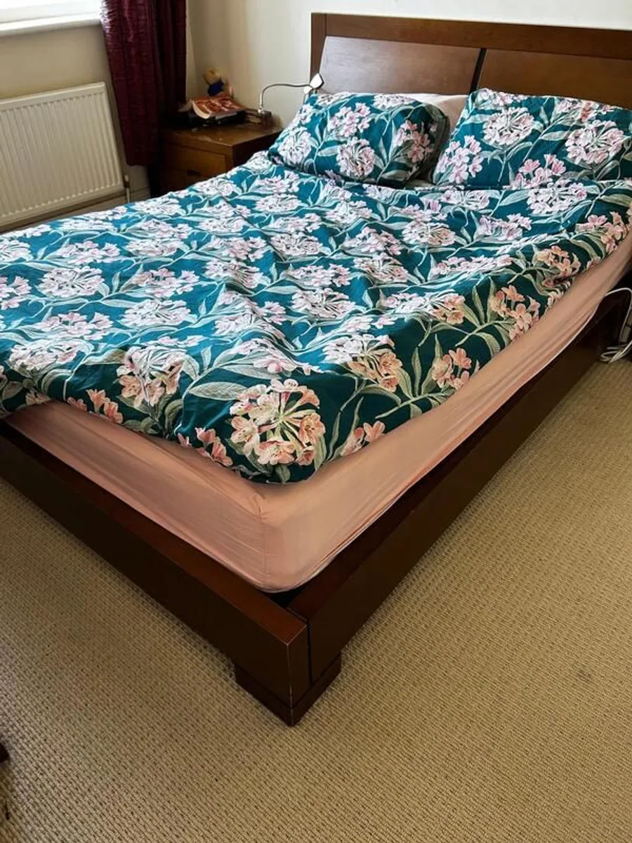 Bed and/or mattress for sale - Image 2