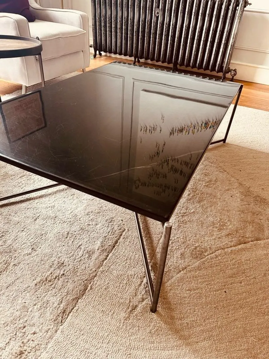 Black marble rectangular coffee table - Image 4