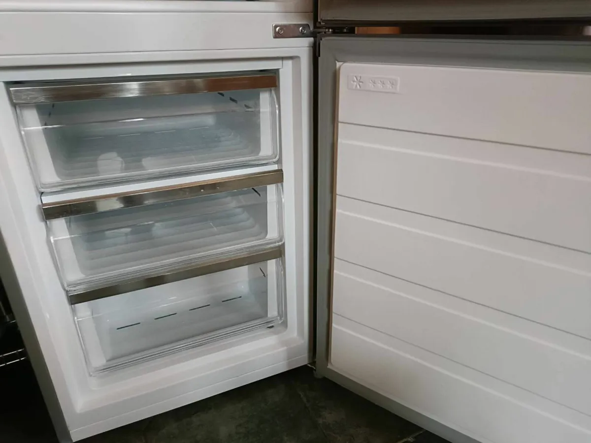 Integrated Fridge - Image 3