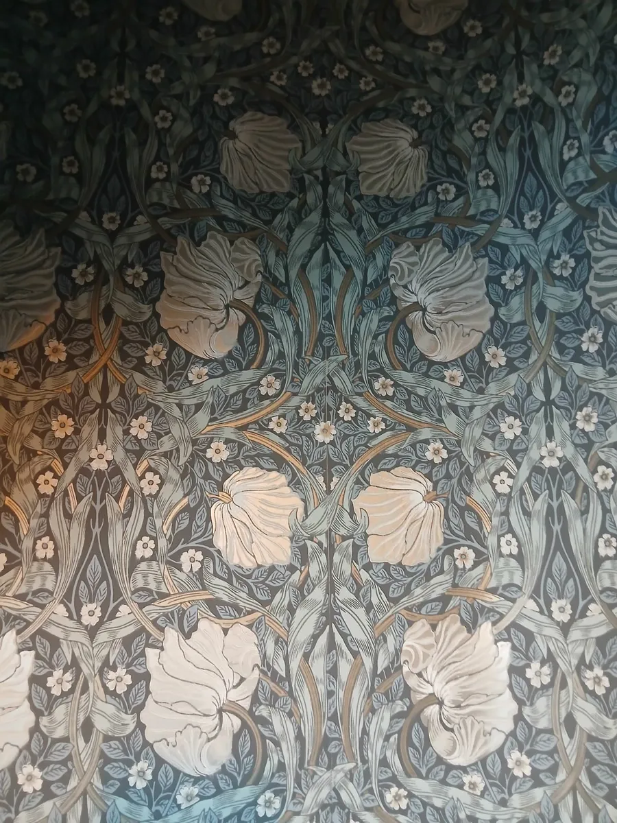 William morris wallpaper - Image 3