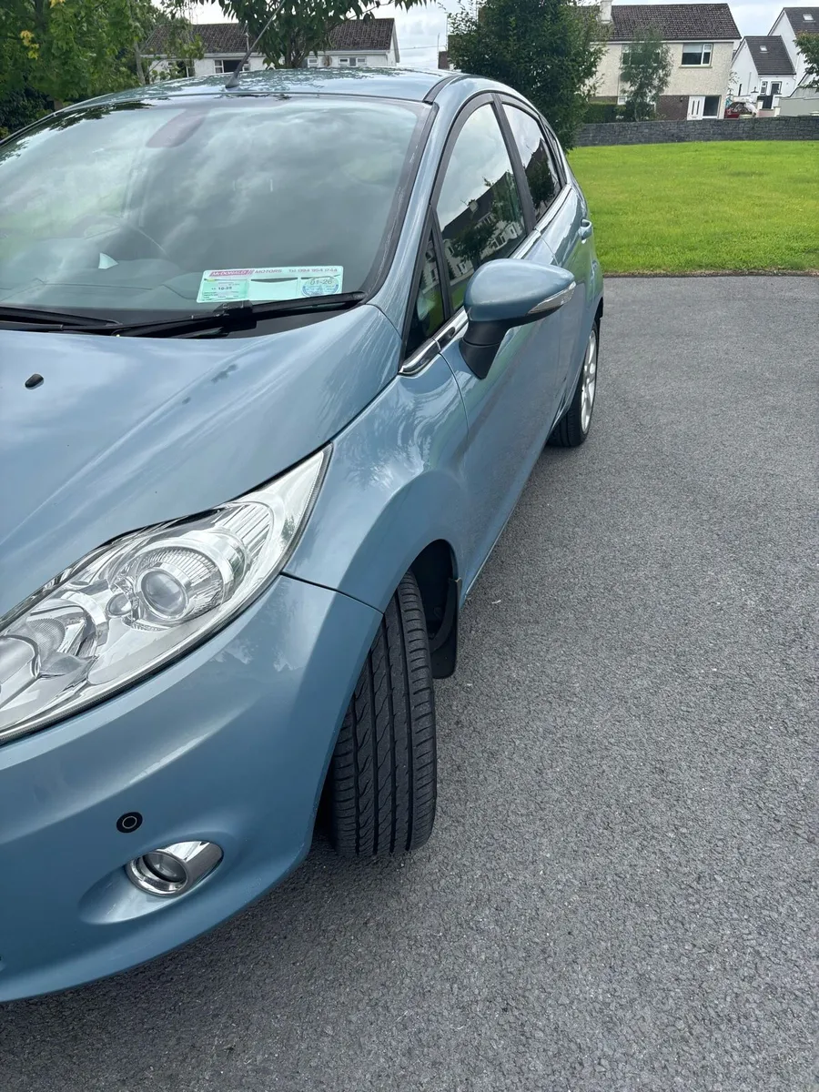 Ford Fiesta Automatic - Image 2