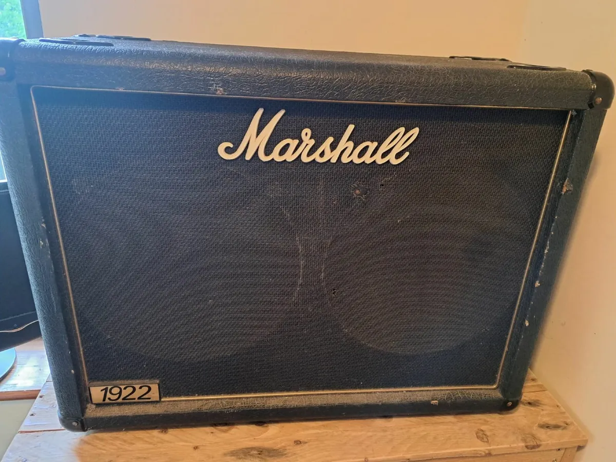 Marshall 1922 2x12 Stereo Cabinet - Image 1