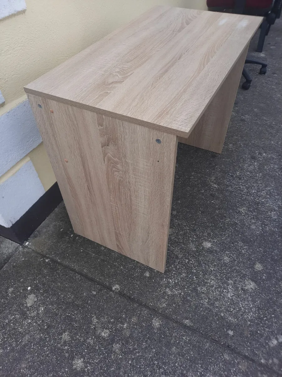 Desk - Image 2