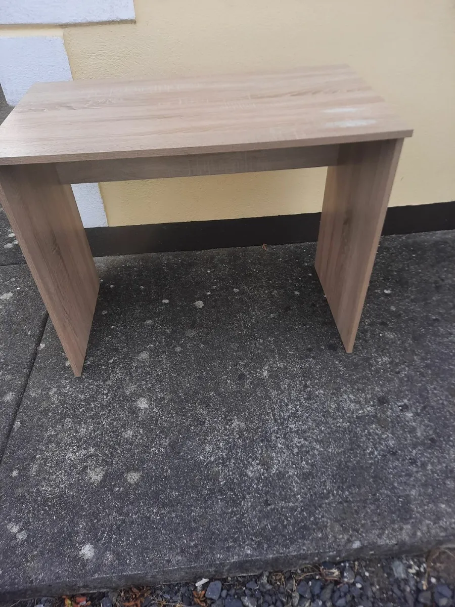 Desk - Image 3