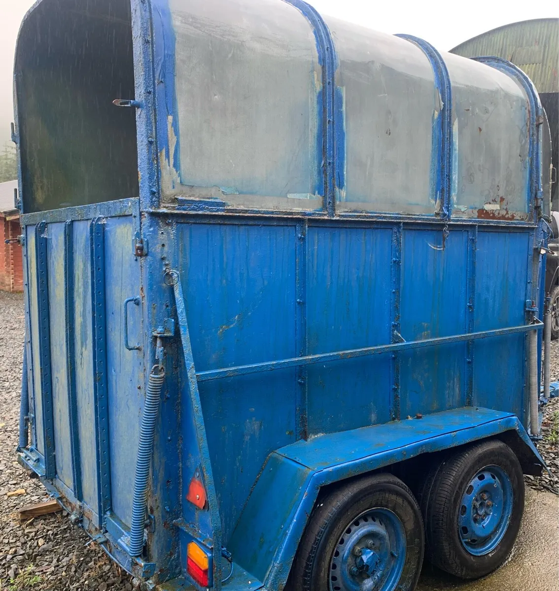 Horse box - Image 1