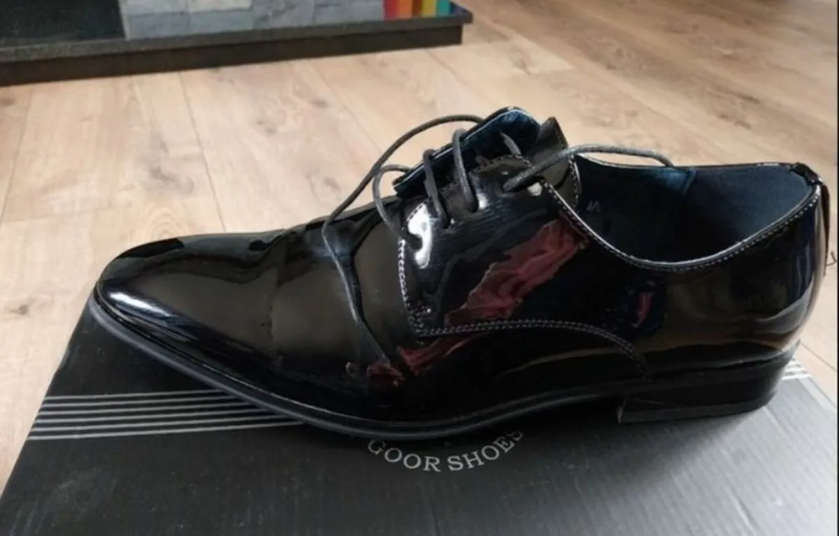 Mens shoes - Image 3