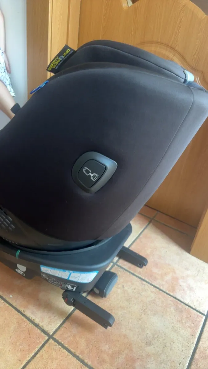 Graco car seat - Image 2