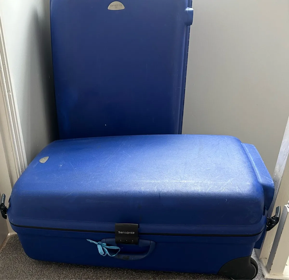 Samsonite Hard Shell Suitcases For Sale (4) - Image 1