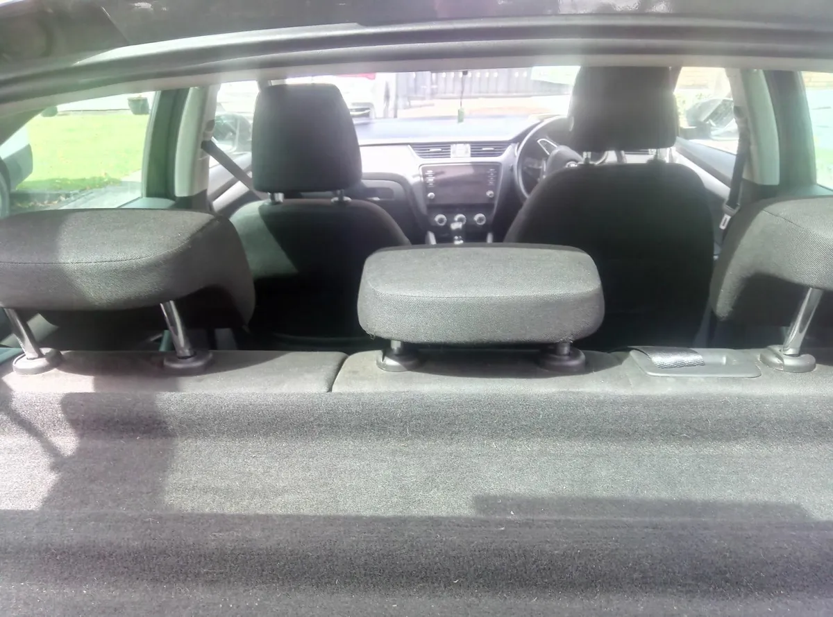 Skoda Octavia 2018 - Image 3