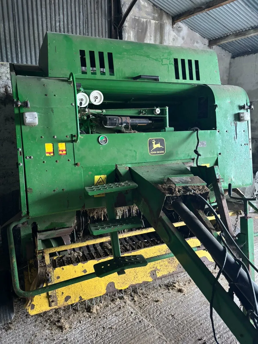 John Deere 575 - Image 2