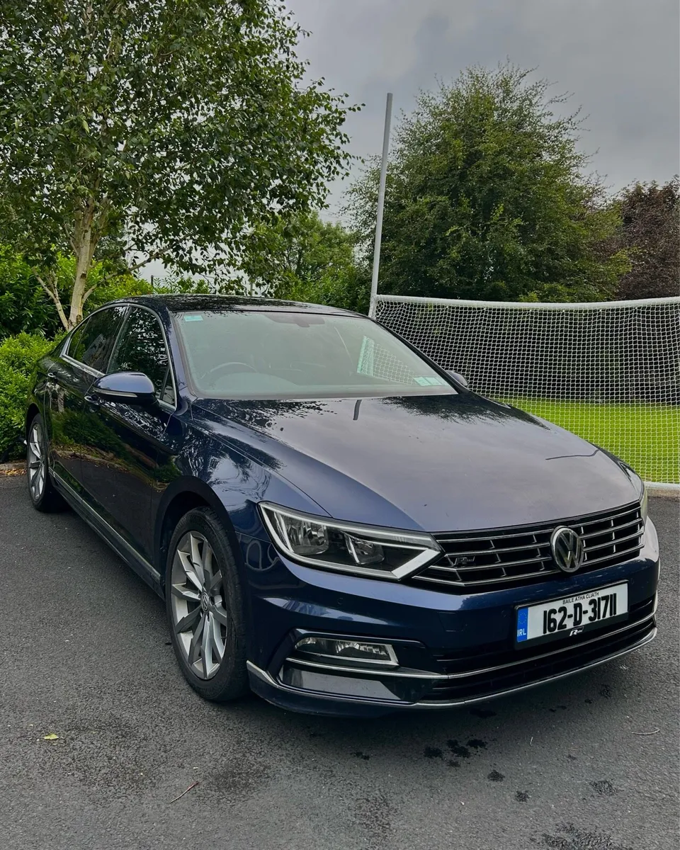 162 VW Passat R-Line 2.0 DSG Auto - Image 1