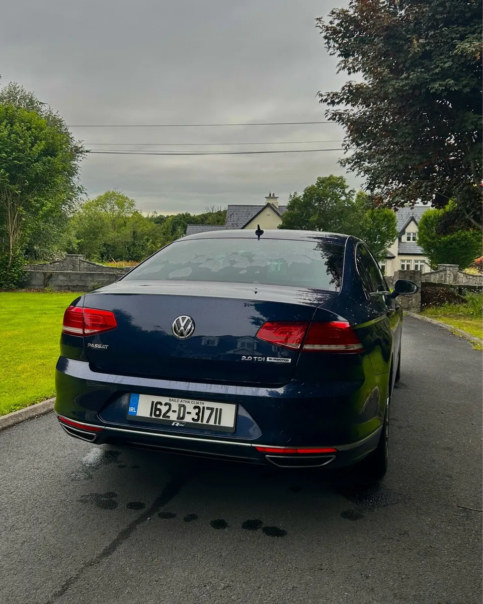 162 VW Passat R-Line 2.0 DSG Auto - Image 3
