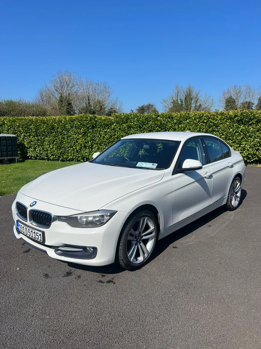 2015 BMW 3 Series - Image 1