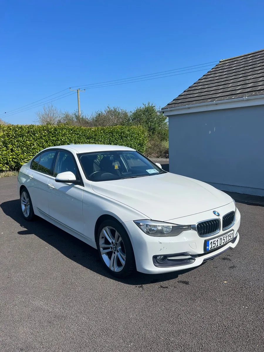 2015 BMW 3 Series - Image 3