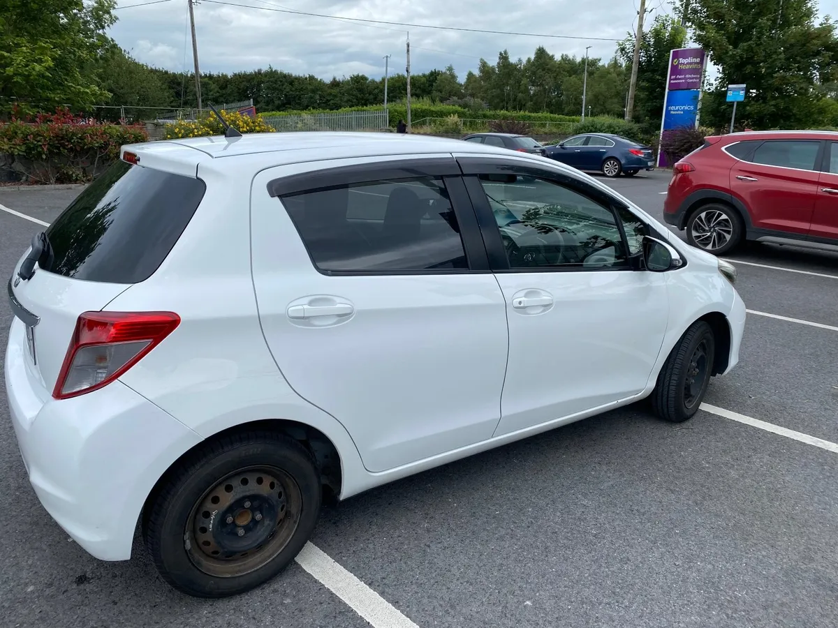 Toyota Yaris/Vitz 2012 - Image 4
