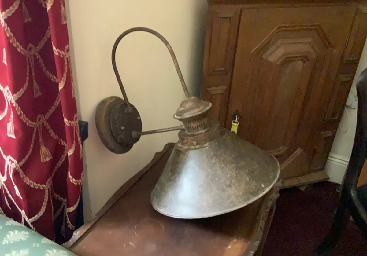 Pair of wall lamps - Image 1