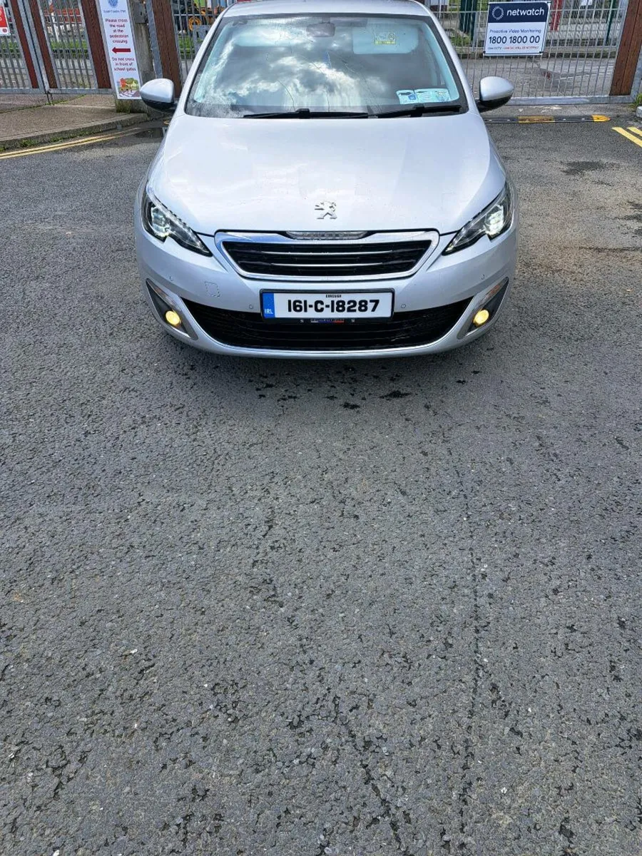 Peugeot - Image 1