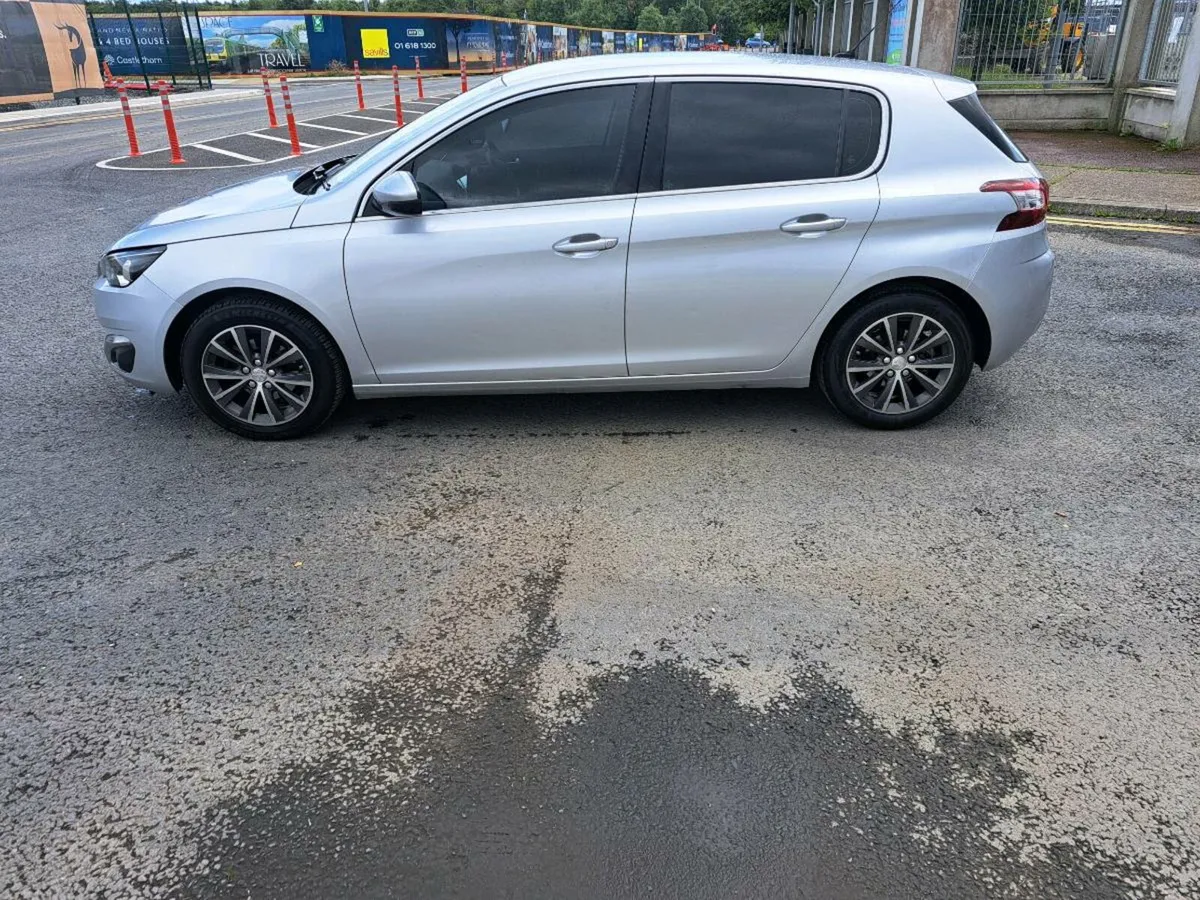 Peugeot - Image 2