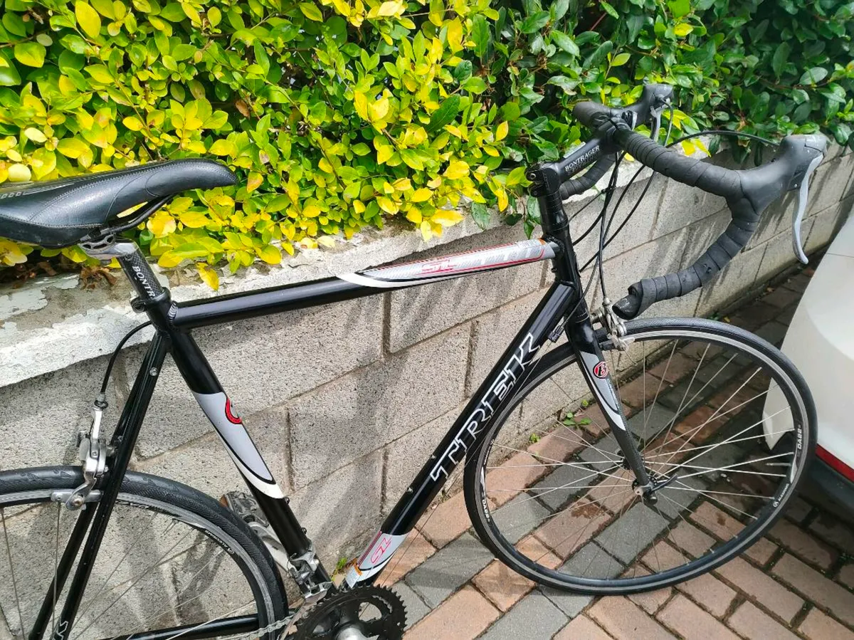Trek Sl 1000 road bike - Image 3