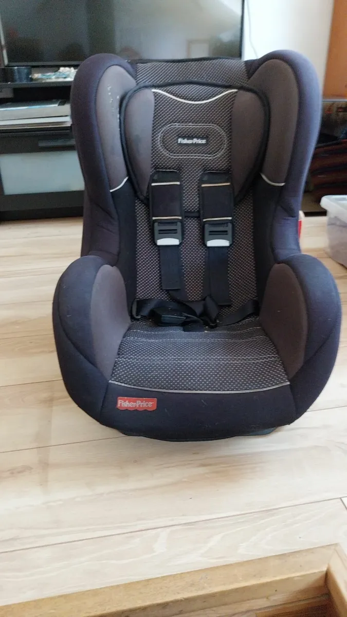 Car Seat - Image 3